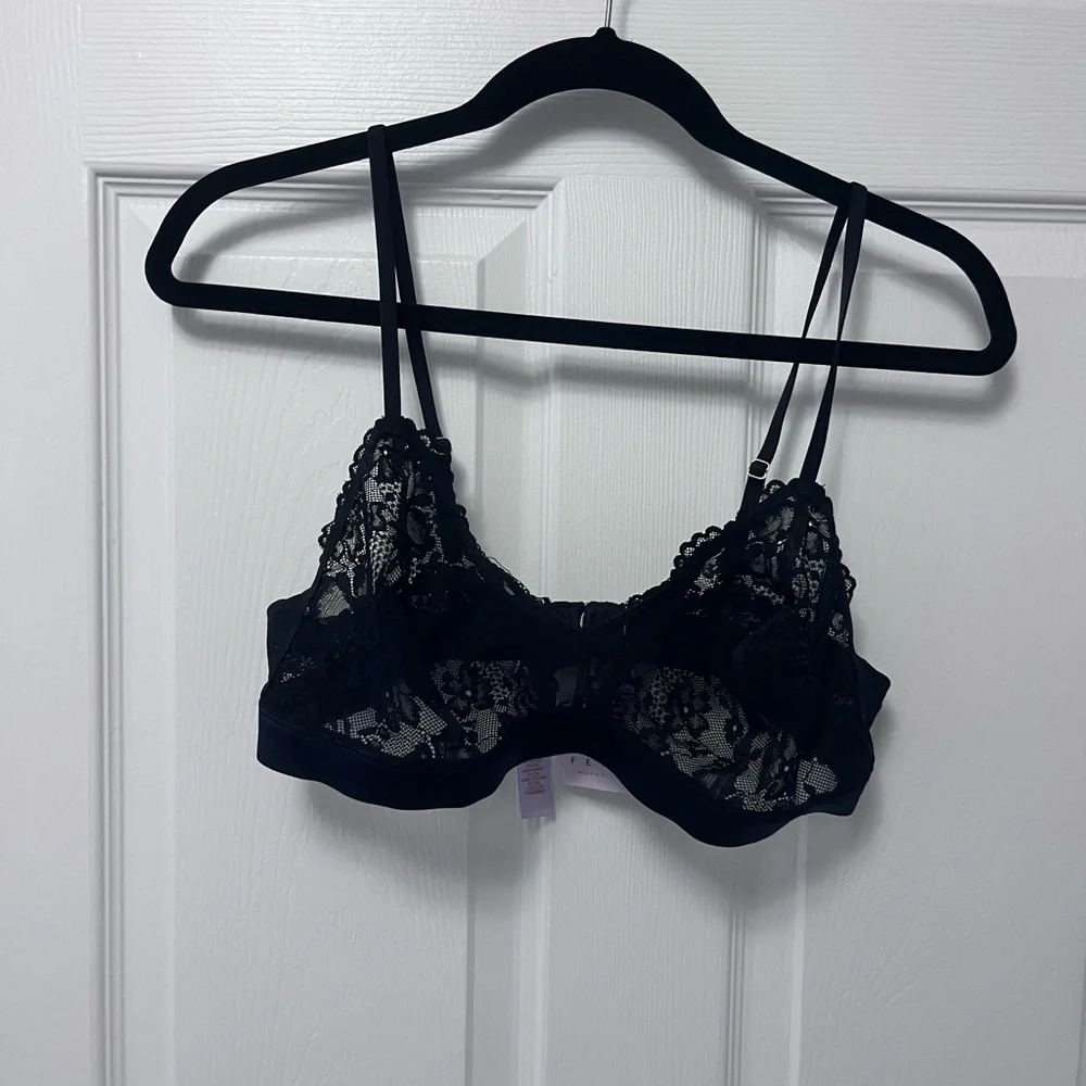 SAVAGE X FENTY FLORAL LACE AND MESH BRALETTE - Picture 5 of 10